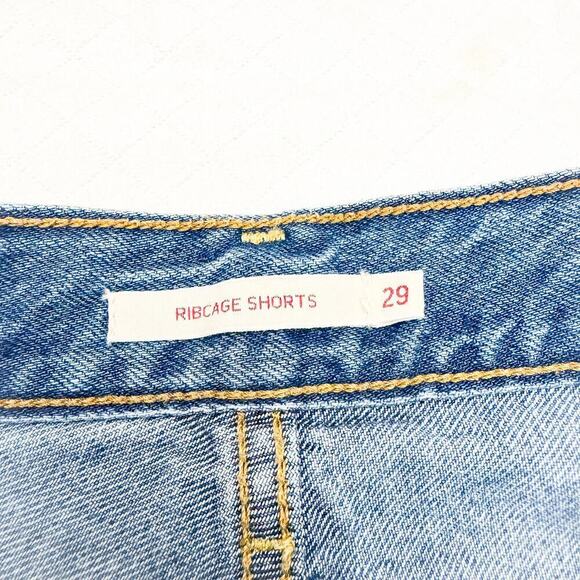 Levi's Ribcage Blue Denim Jean Shorts Embroidered Daisies Size 29 - Picture 3 of 6